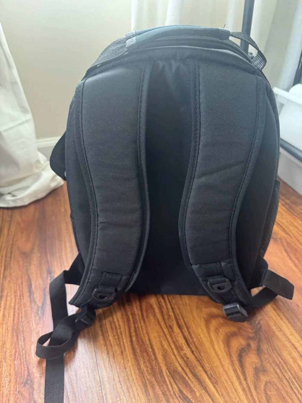 Vivitar Pro Camera Backpack - Picture 6 of 8